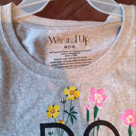 NWT 2 Tshirts Size Medium - Picture 5 of 5